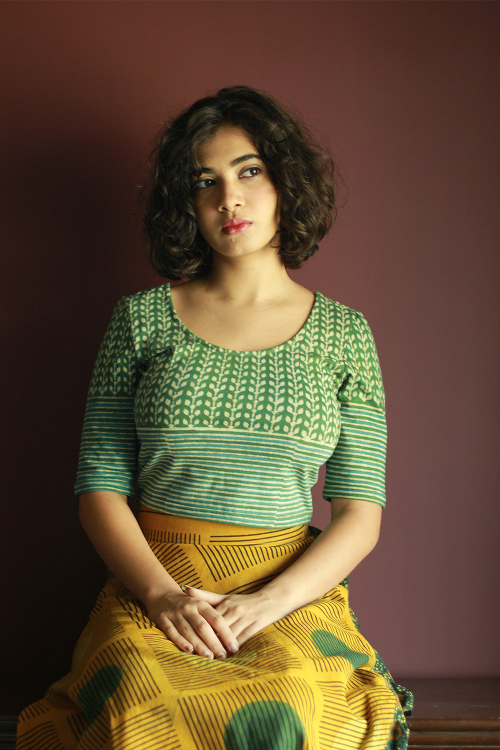 Kirgiti | Stretchable Blouse / Crop Top | Green Leaf Dabu