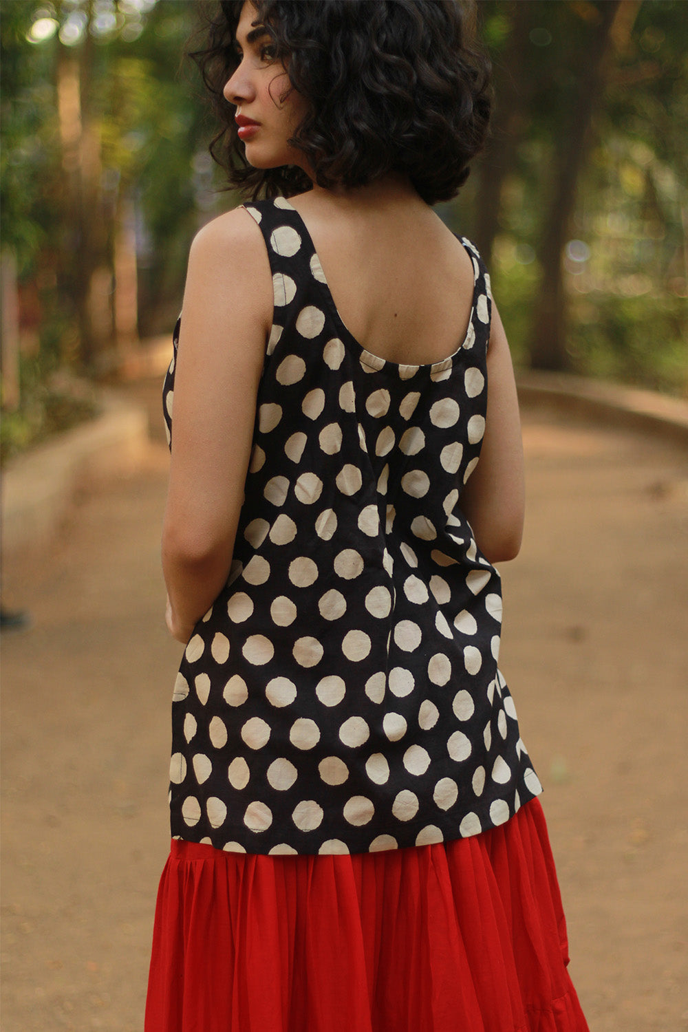Bindi | Sleeveless Cotton Kurti | Noir Polka
