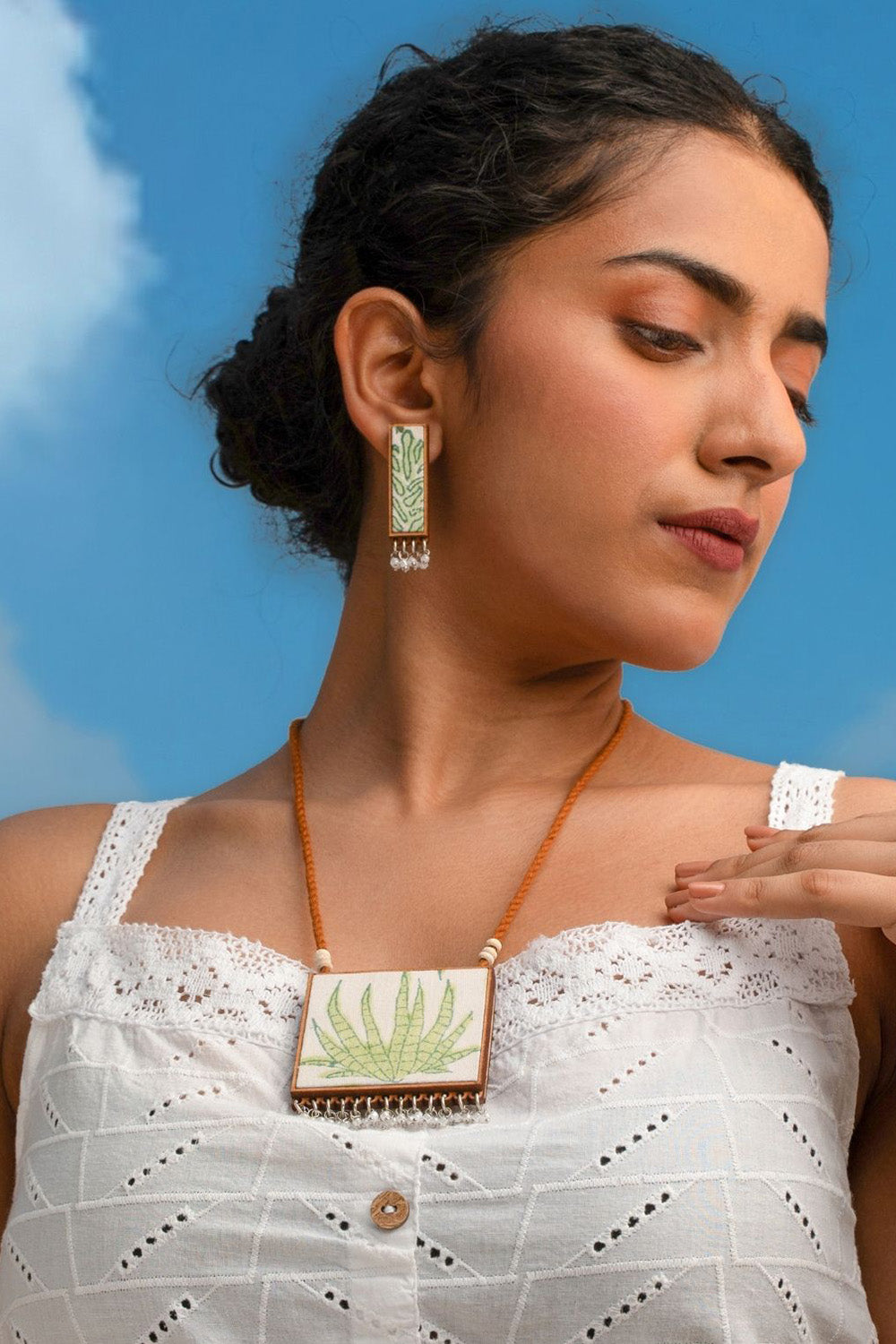 Abira | Chindi Fabric & Wood Earrings | Green