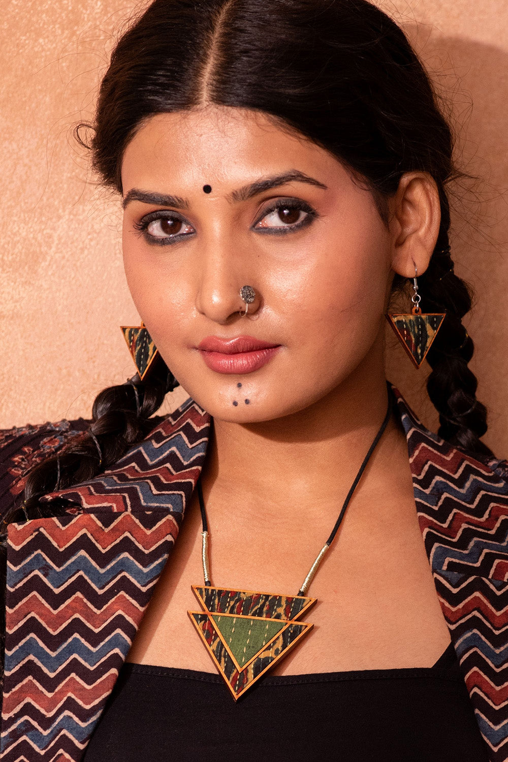 Abira | Chindi Fabric & Wood Necklace | Green