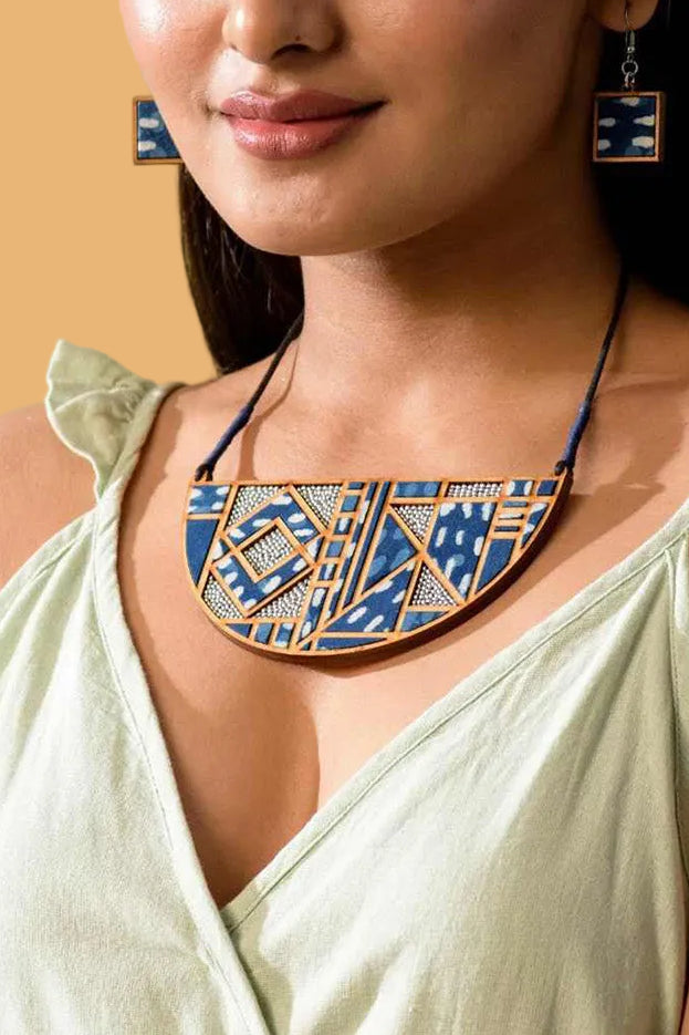 Abira | Chindi Fabric & Wood Necklace | Indigo