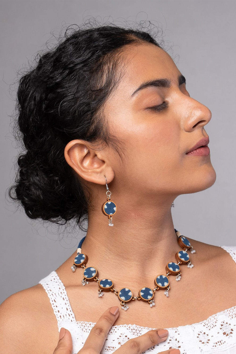 Abira | Chindi Fabric & Wood Necklace | Blue