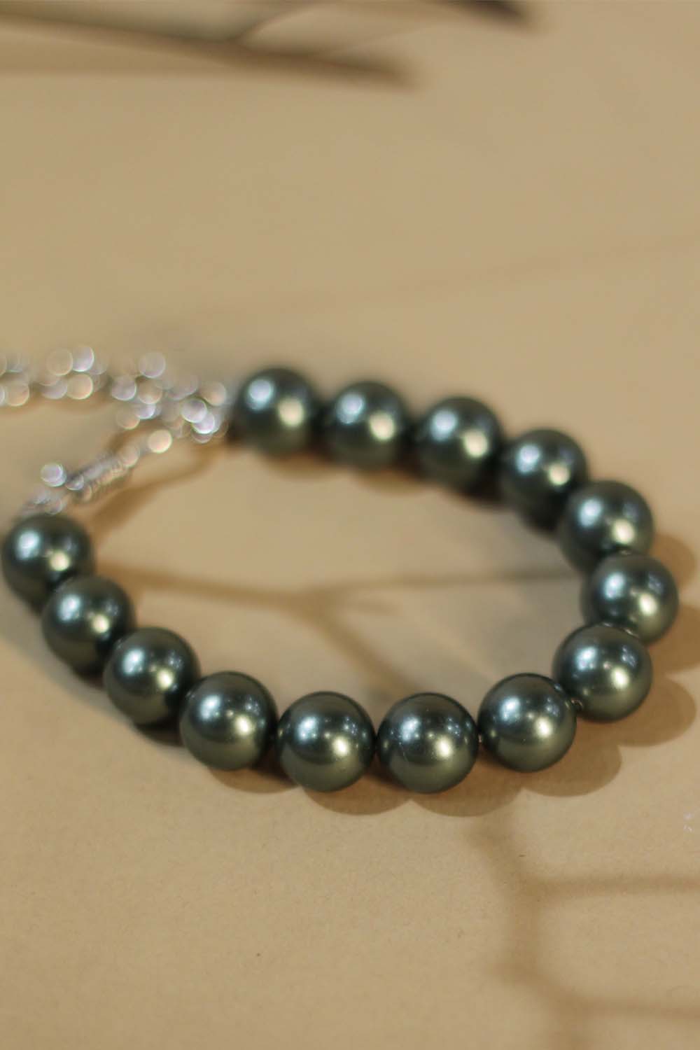 Bracelet | Moss Green Shell Pearl