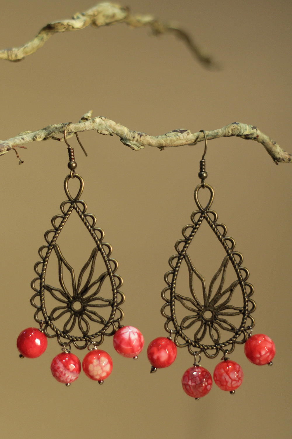 Parijat | Earrings | Red & white agates