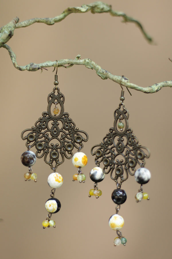 Nakshita | Classic Beaded Earrings | White & Yellow Agates