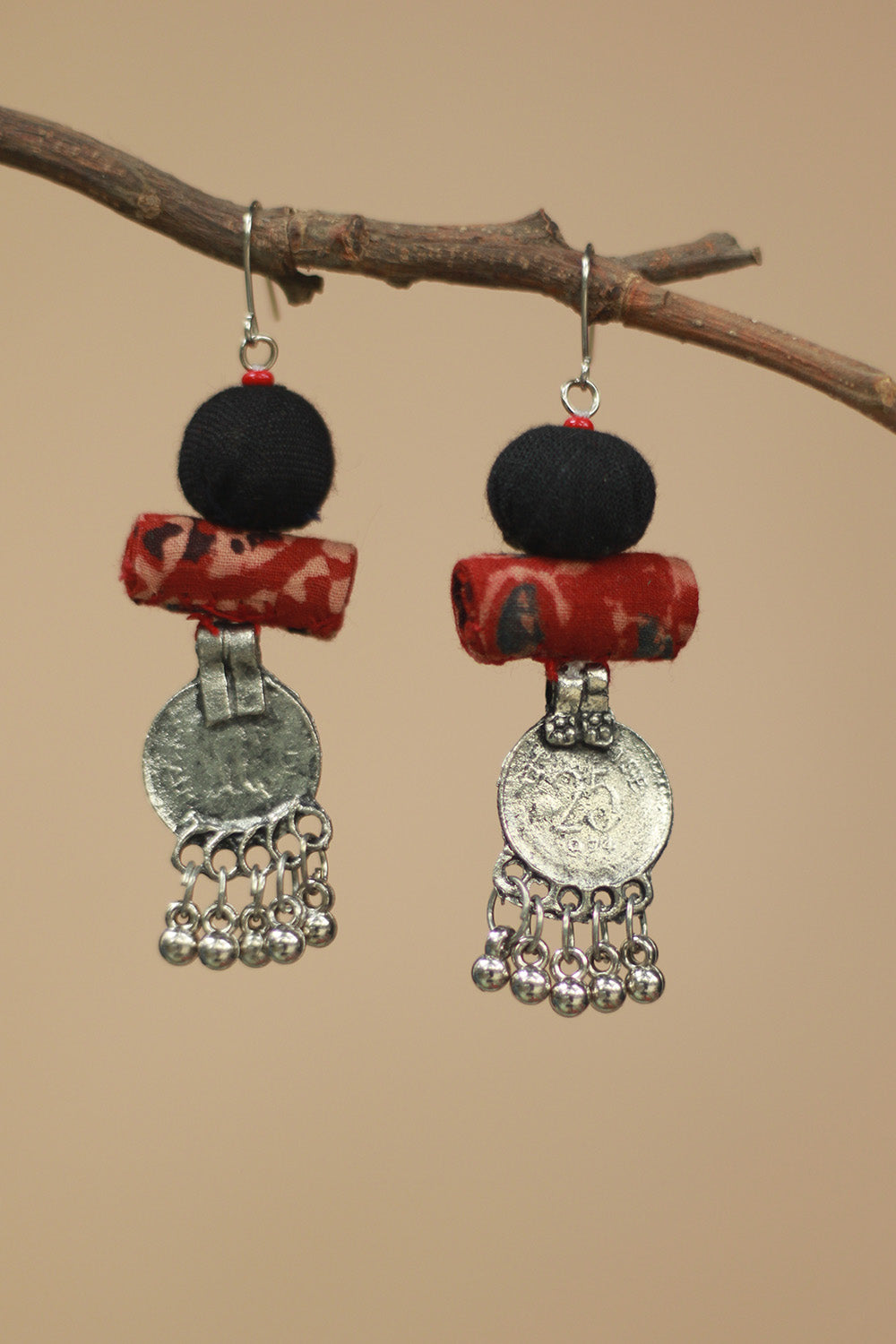 Nakhre | Chindi Coin Earring | Noir & Rouge