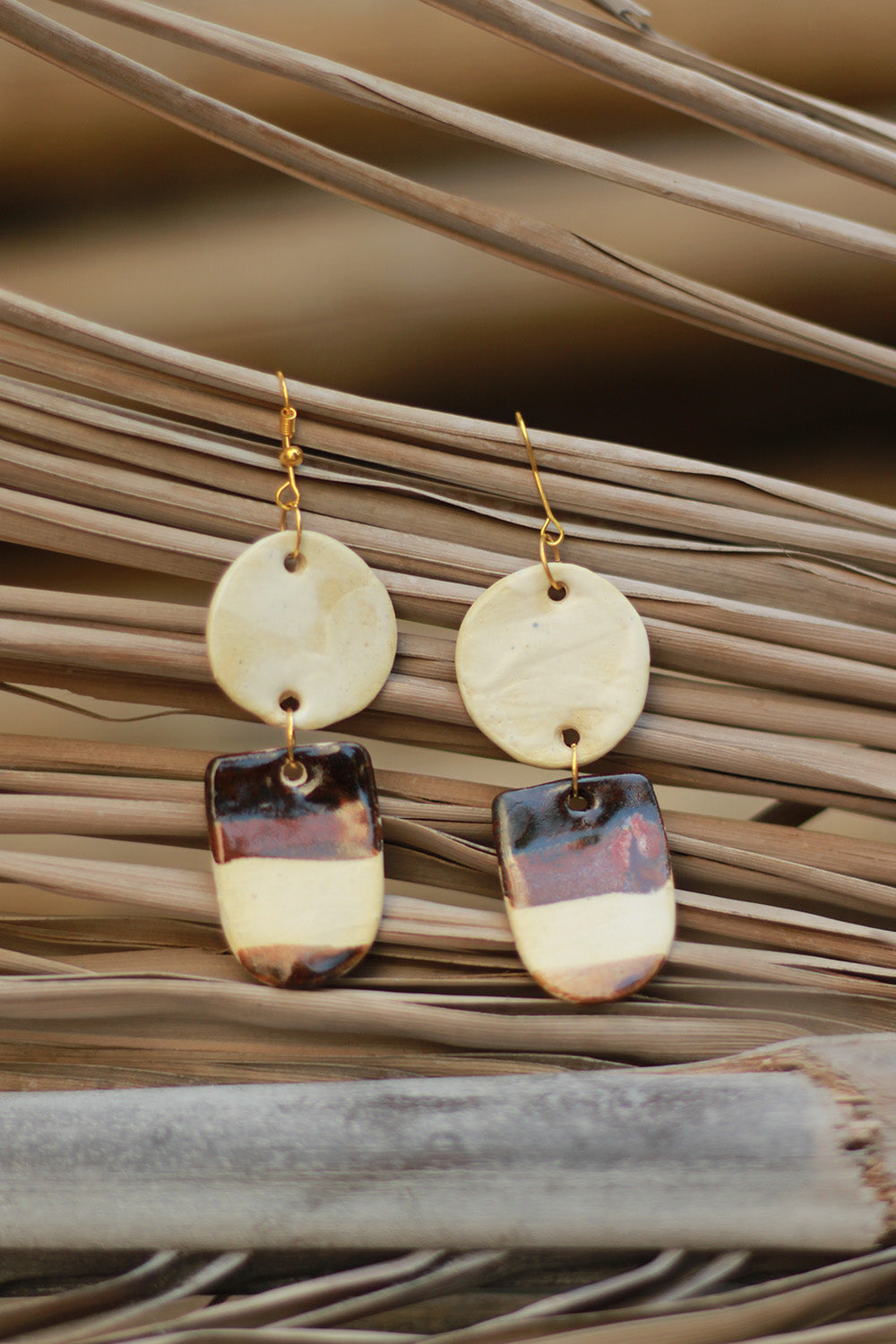 Mrida | Ceramic Earrings | White disc