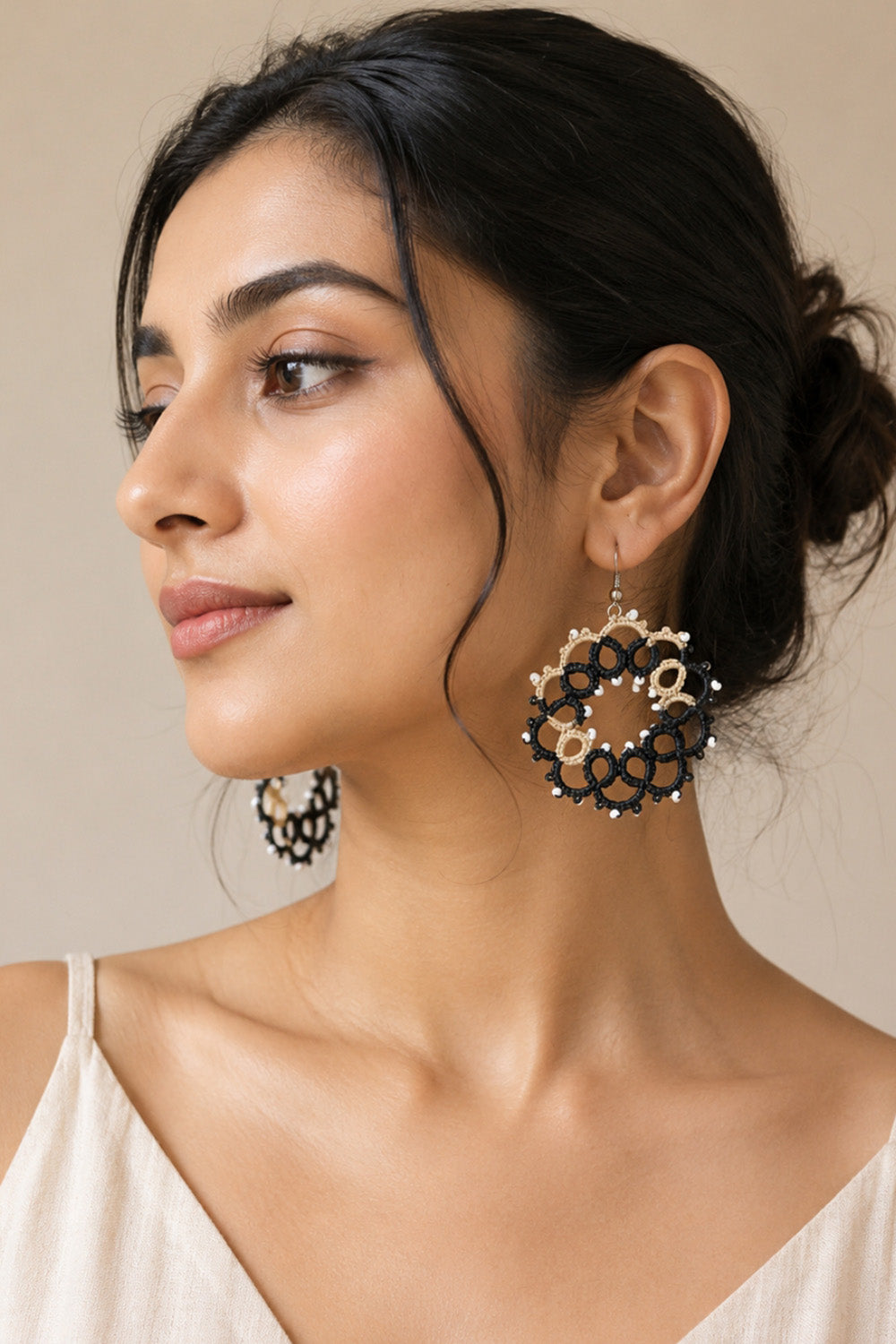 Knots to Node | Ivory Noir Earrings
