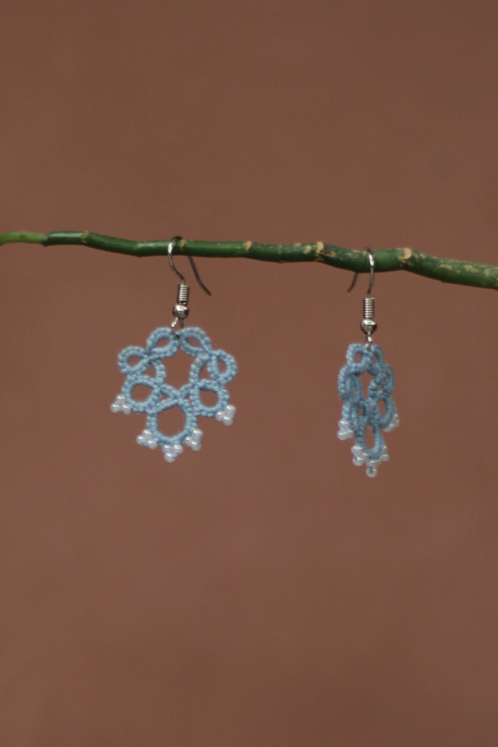 Knots to Node | Powder Petal Earrings