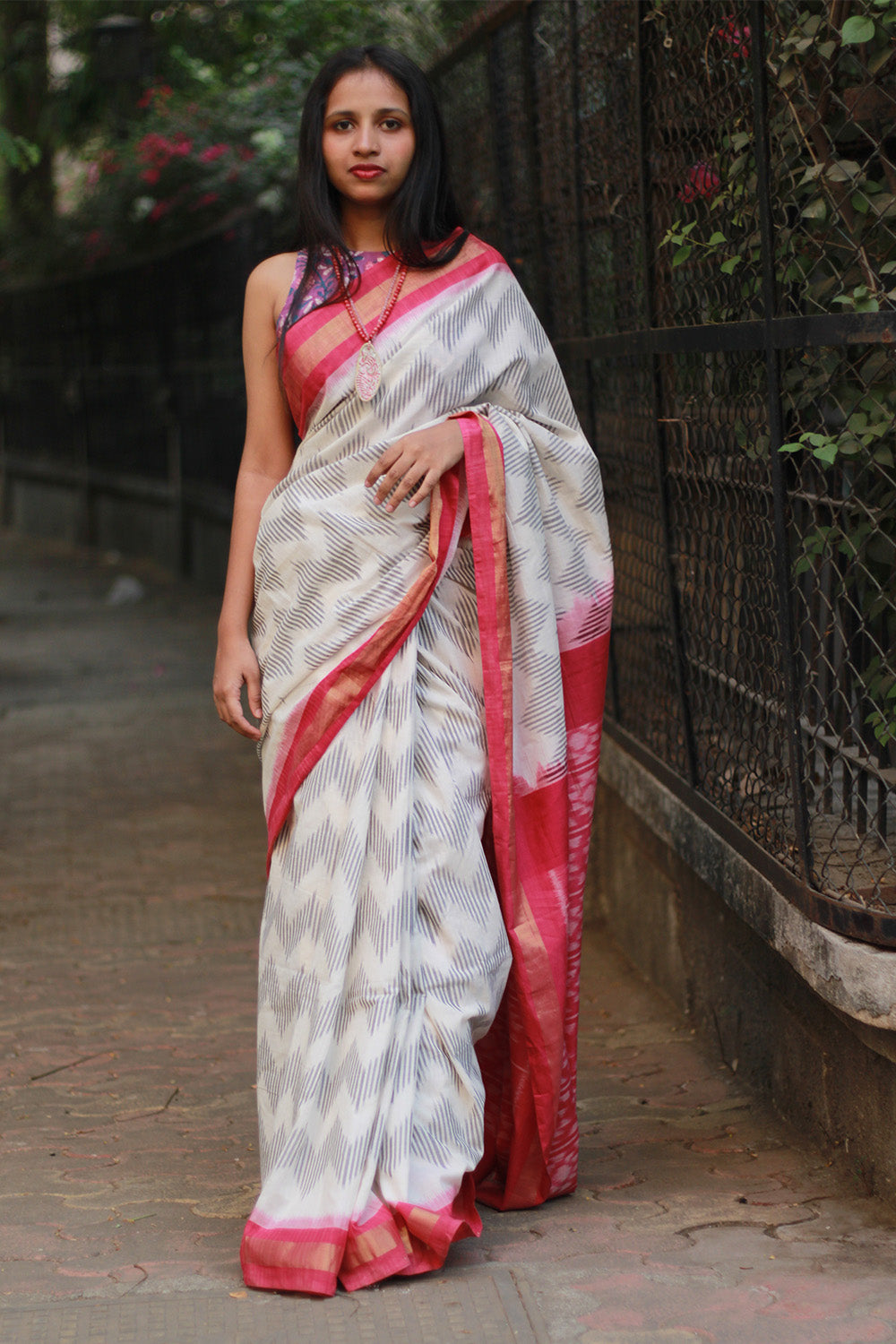 Handloom Cotton Saree | Ikkat | Grey & Pink