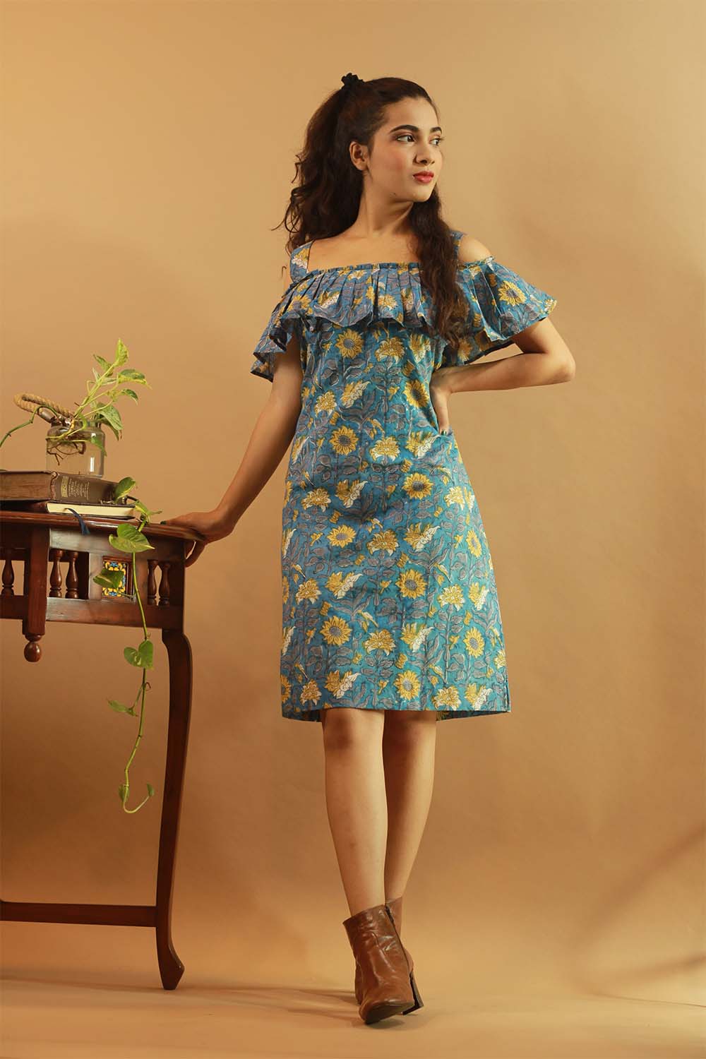 Off-Shoulder Short Dress in Blue Sanganeri