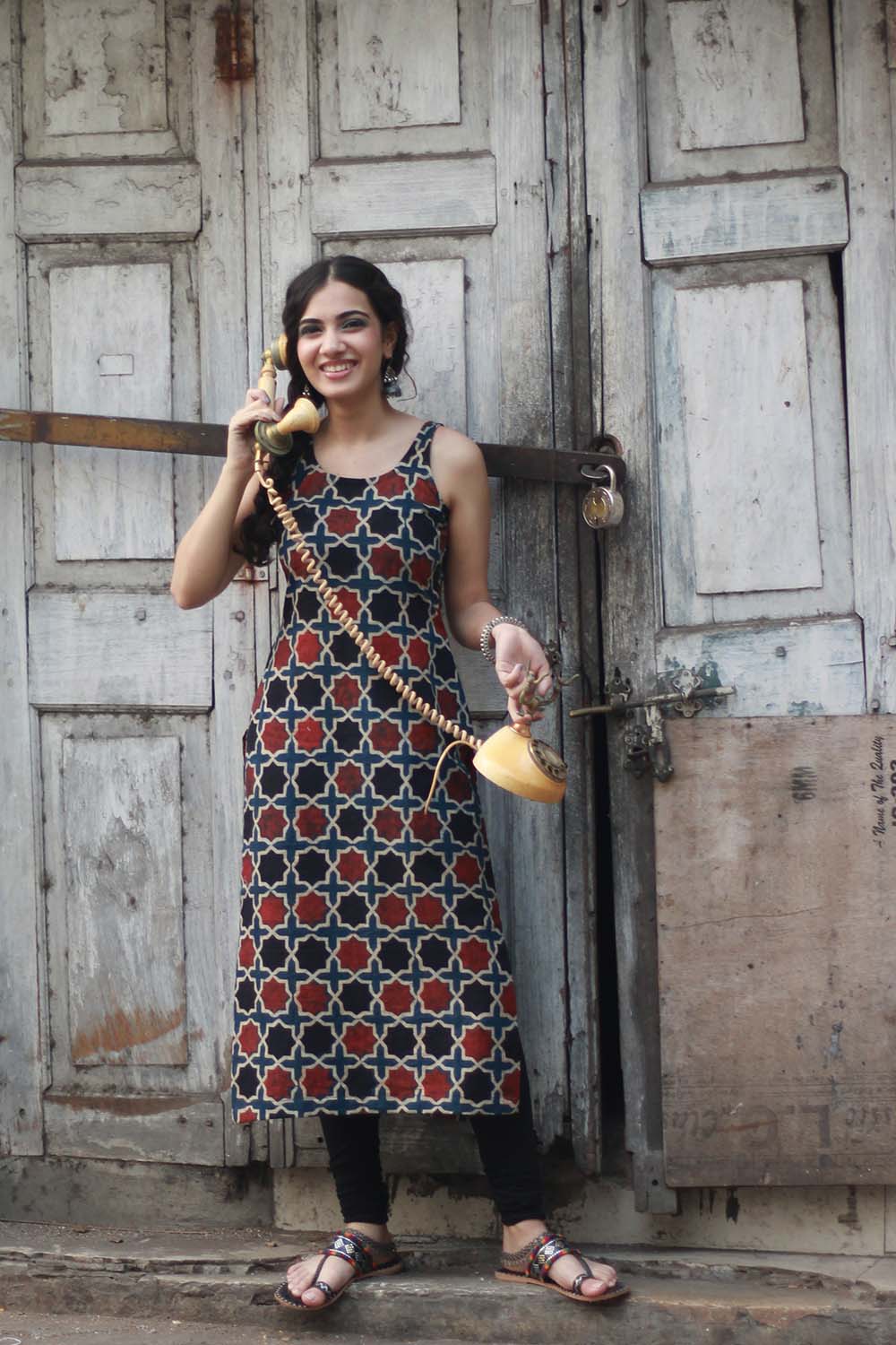 Vanya | Sleeveless Long Kurta | Shatkon Ajrakh