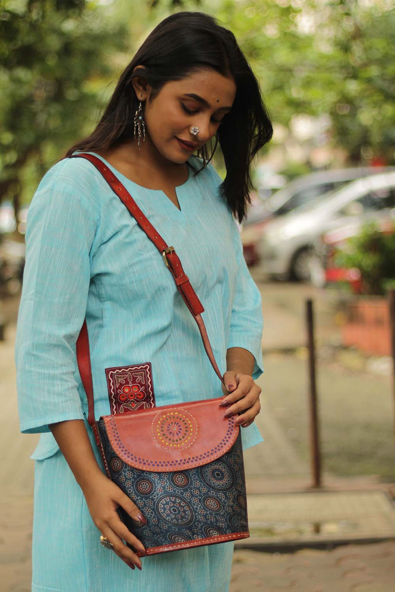 Kutchi Leather Sling | Cobalt