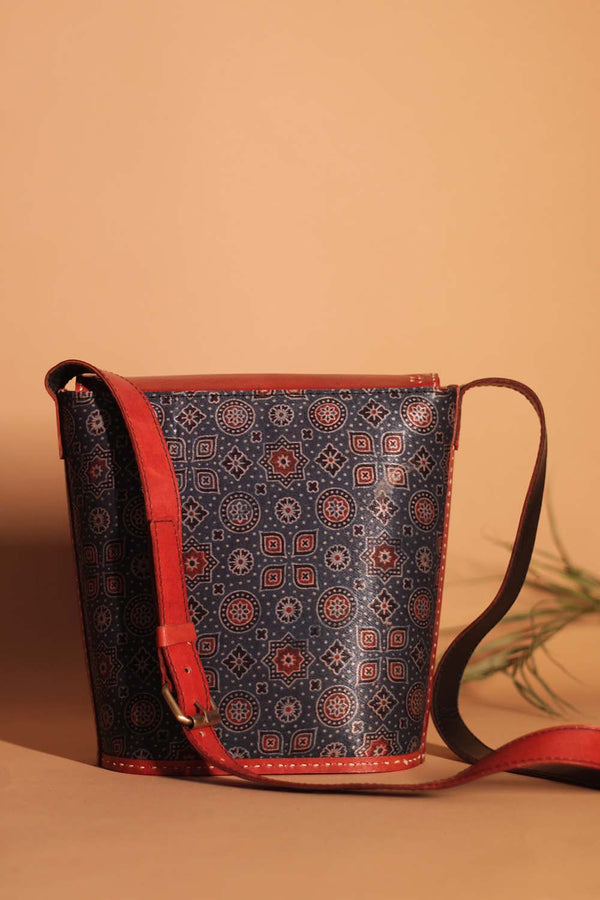 Kutchi Leather Sling | Cobalt
