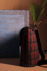 Kutchi Leather Sling | Noir