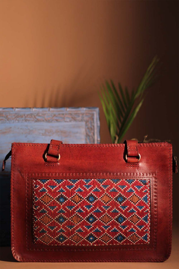 Kutchi Leather Handbag | Chestnut with Mirrorwork