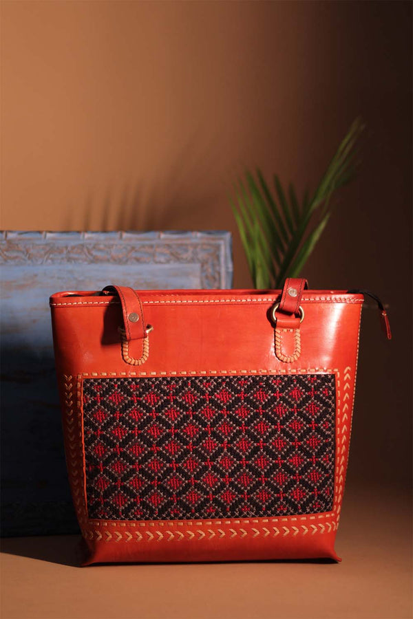 Kutchi Leather Handbag | Tan with Embroidery