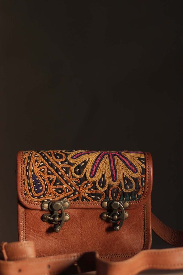 Kutchi Leather Bag | Mirrorwork Sling | Square