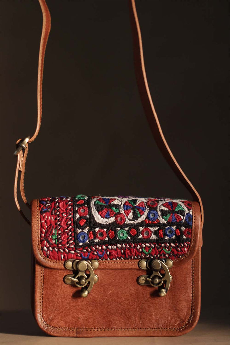 Kutchi Leather Bag | Mirrorwork Sling | Square