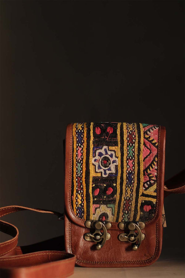 Kutchi Leather Bag | Mirrorwork Sling | Rectangle