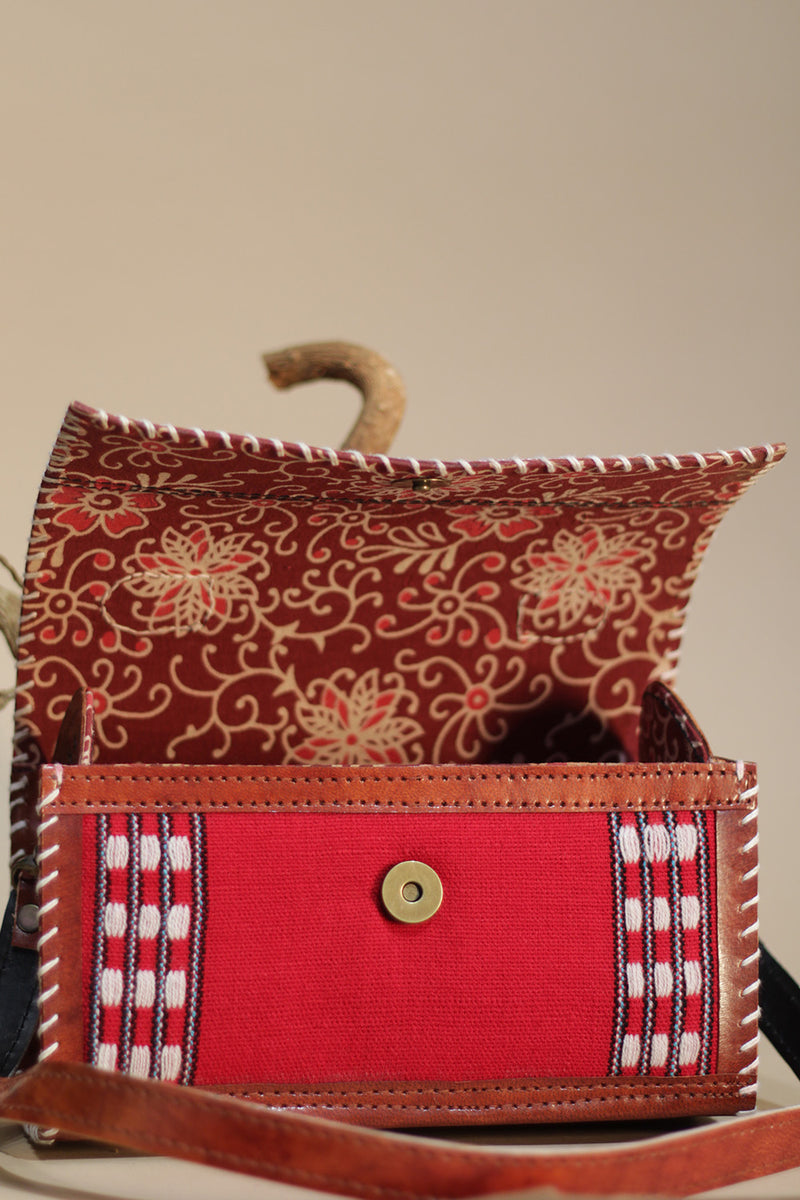 Kutchi Leather Box Bag | Leirum Phee Sling |  Red