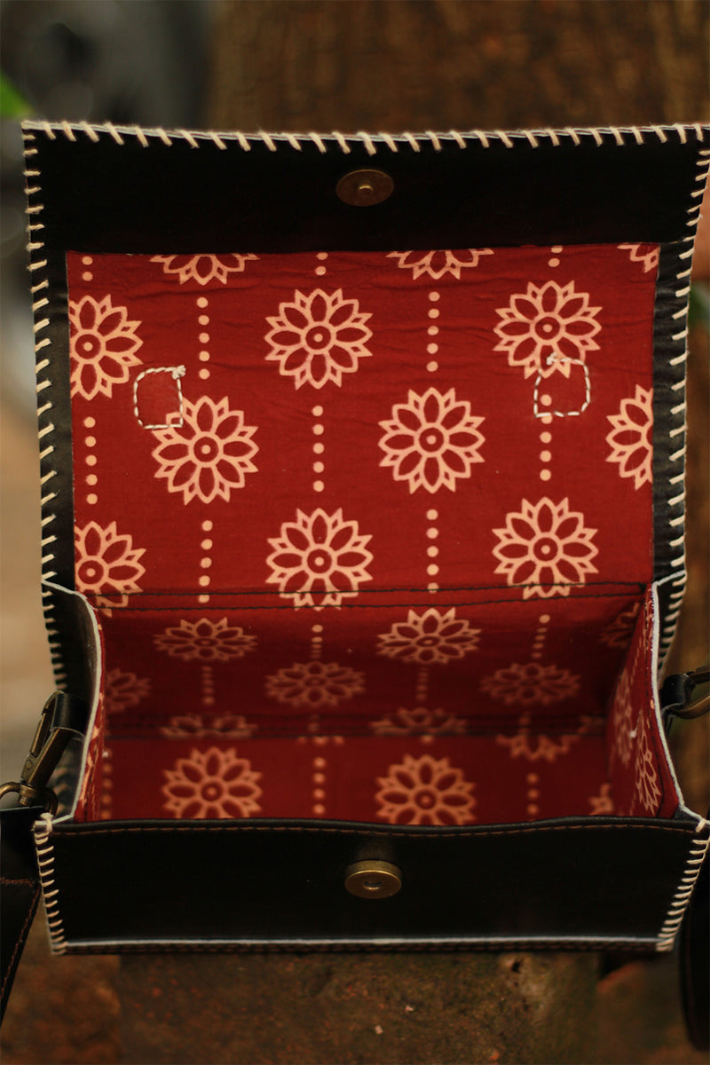 Handcrafted Kutch Leather Bag | Mirrorwork | Noir
