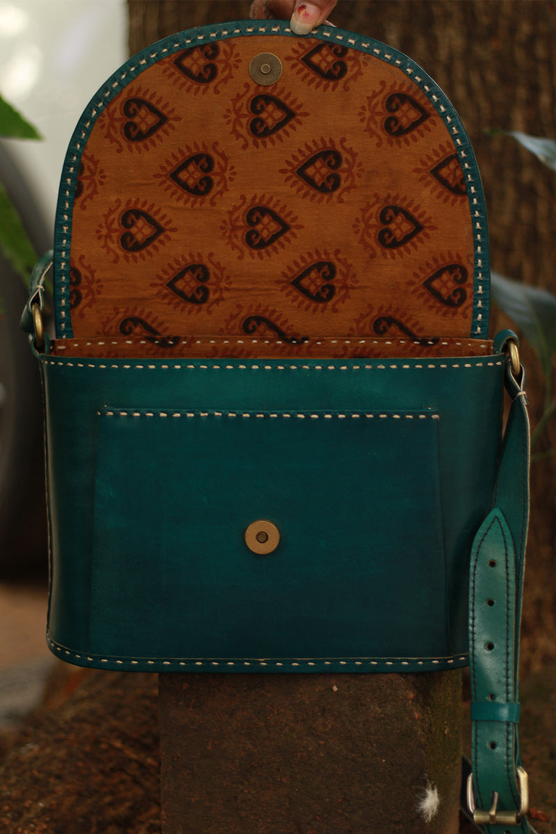 Handcrafted Kutch Leather Bag | Mirrorwork | Teal