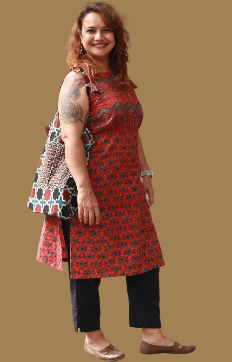 Fabric Jhola Bag | Madder Shatkon Ajrakh