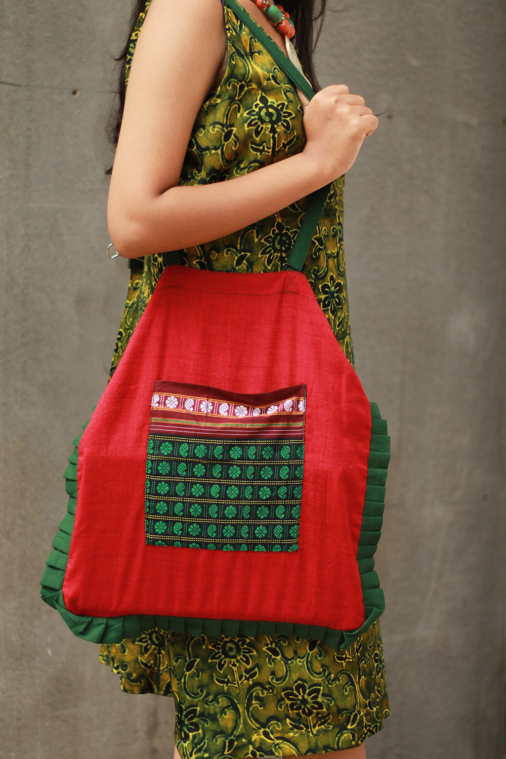 Fabric Jhola Bag | Rouge with Green Khunn