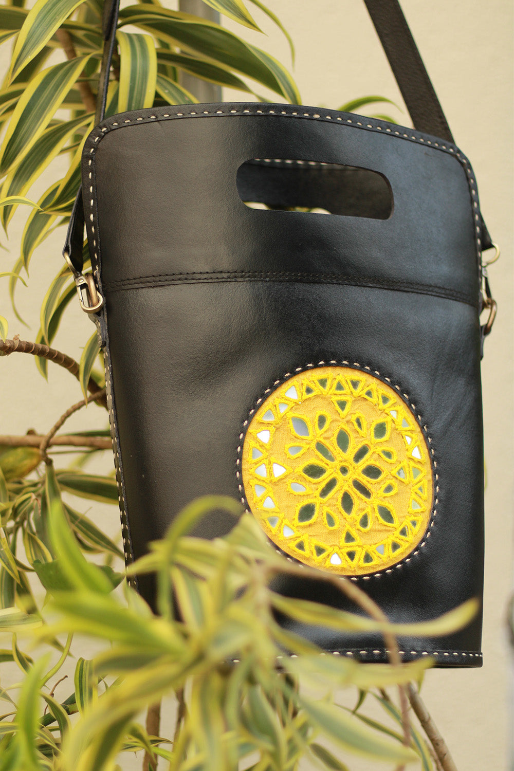 Handcrafted Kutch Leather Bag | Mirrorwork | Noir