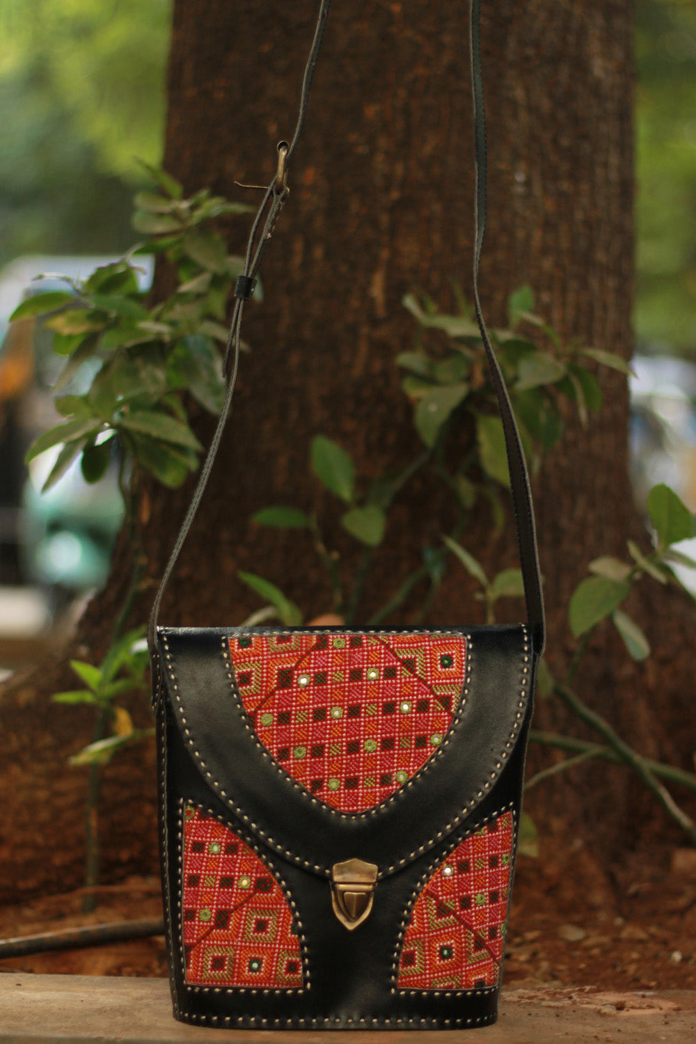 Handcrafted Kutch Leather Bag | Embroidered