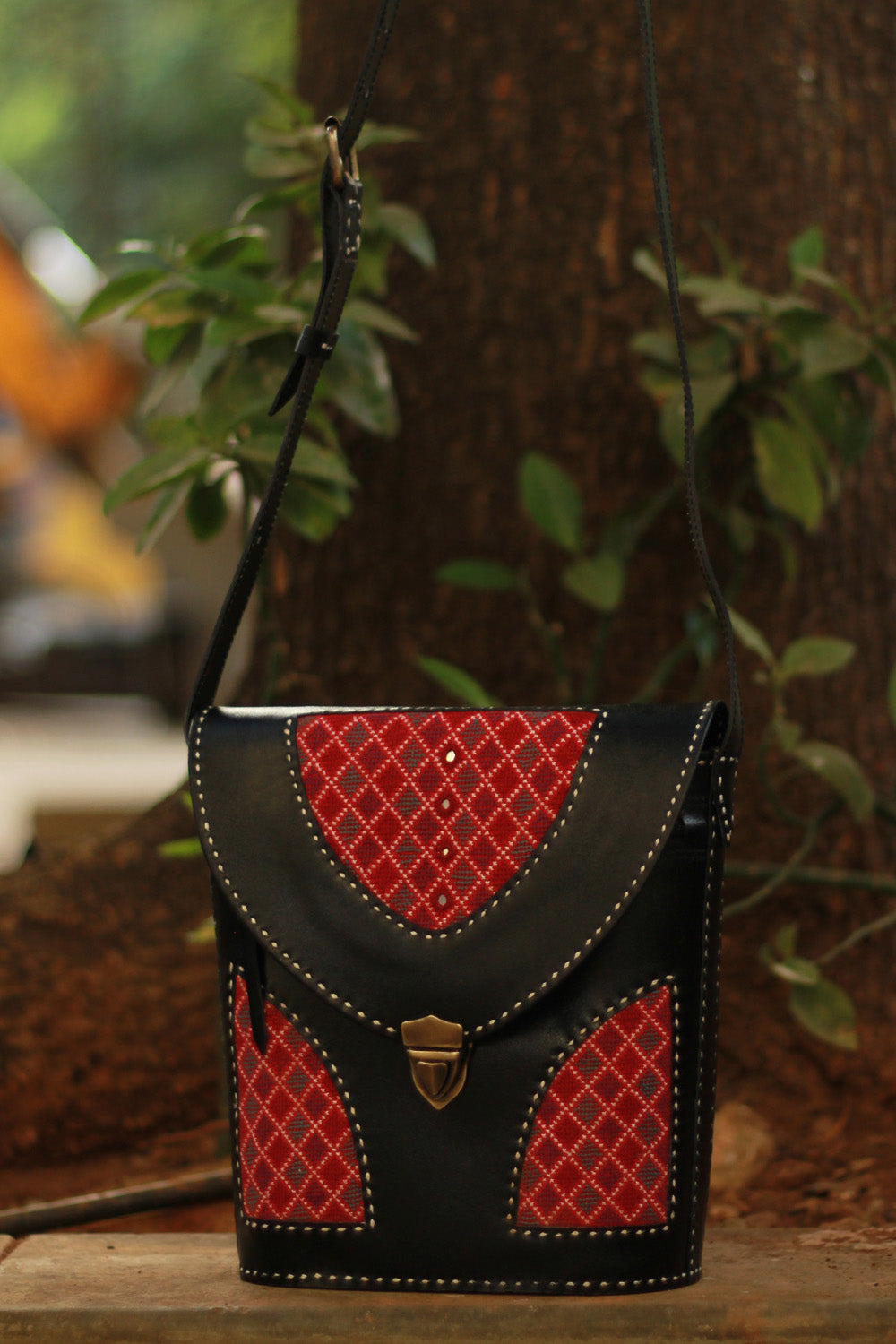 Handcrafted Kutch Leather Bag | Embroidered