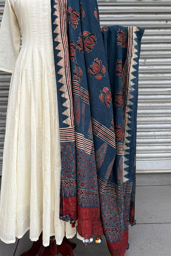 Cotton Ajrakh Dupatta with Potli