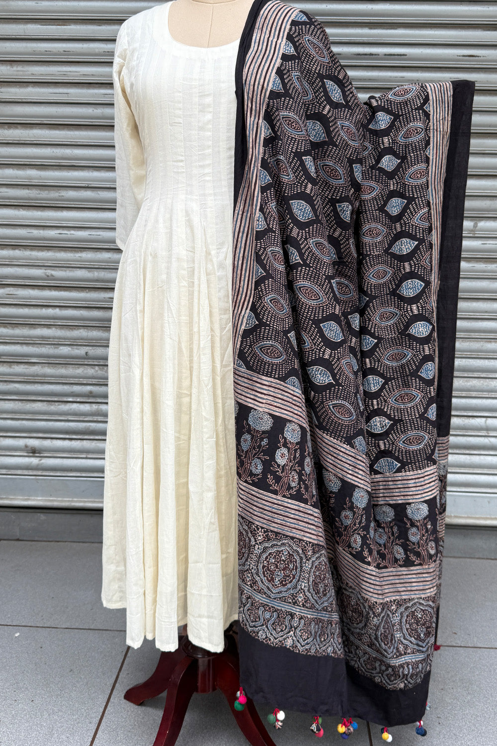 Cotton Ajrakh Dupatta with Potli
