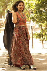 Mul Dupatta with Chindi Tassles- Black