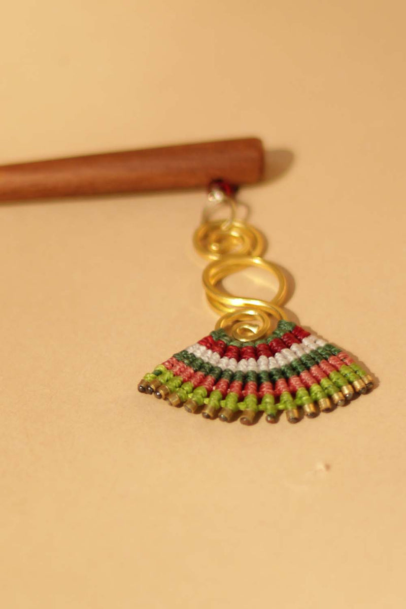 Anokhi Juda Stick- Rainbow Macrame