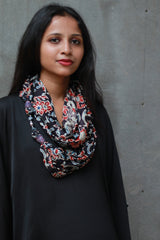 Scarf with Magnets | Noir Floral Ajrakh
