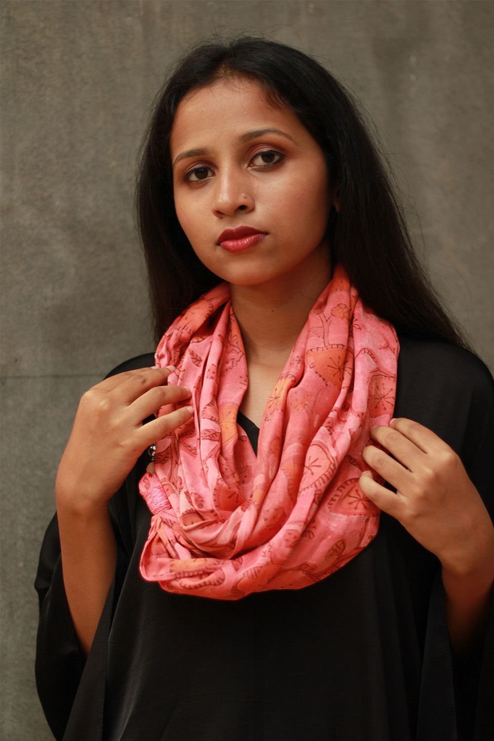 Scarf with Magnets | Peach Vanaspati