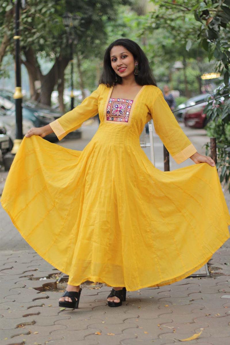 Alankrita | Chaaliskali Kurta | Mirrorwork Yoke in Chrome Yellow