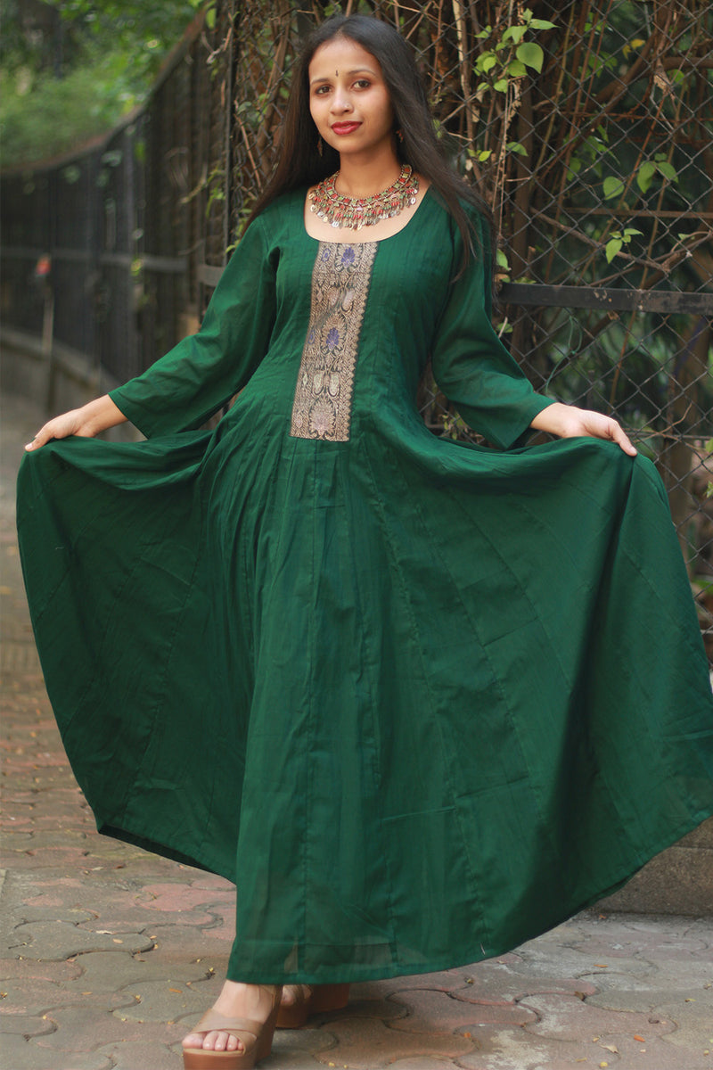 Alankrita | Chaaliskali Kurta | Green with Banarasi Zari