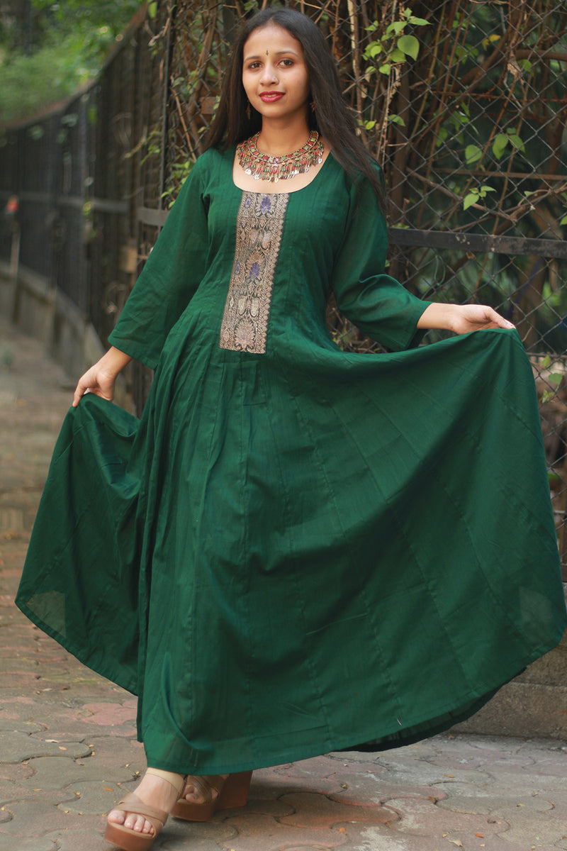 Alankrita | Chaaliskali Kurta | Green with Banarasi Zari