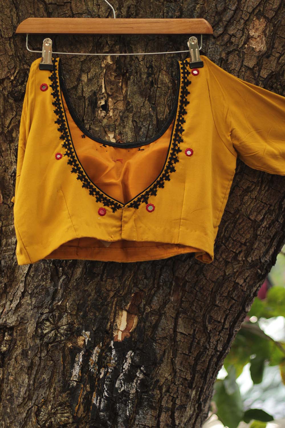 Sindhi Tanka | Chrome Yellow Blouse