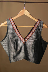 Sleeveless Khunn Blouse | Silver Black