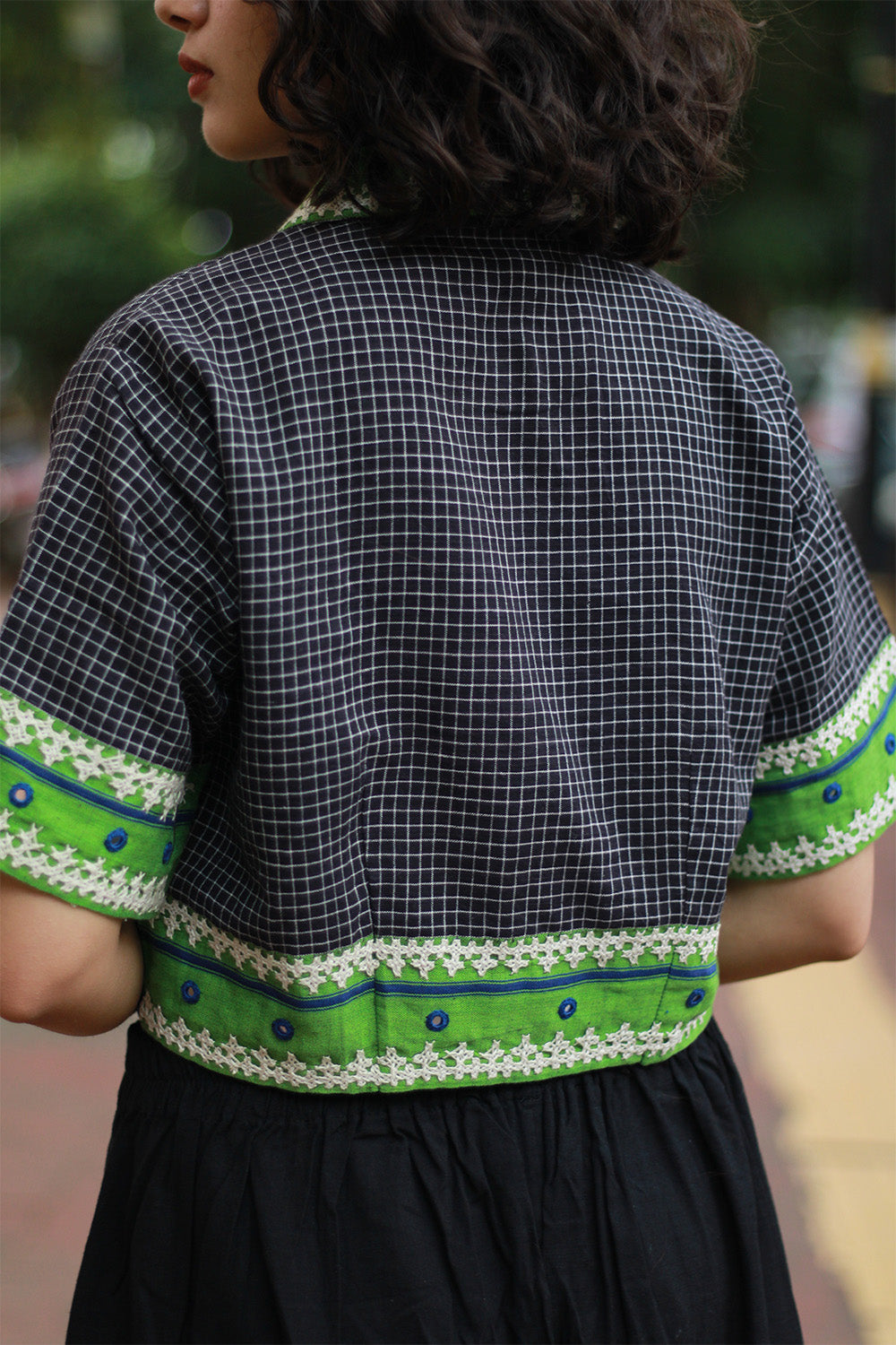 Vairagi | Patteda Anchu Blouse | Noir with Embroidery