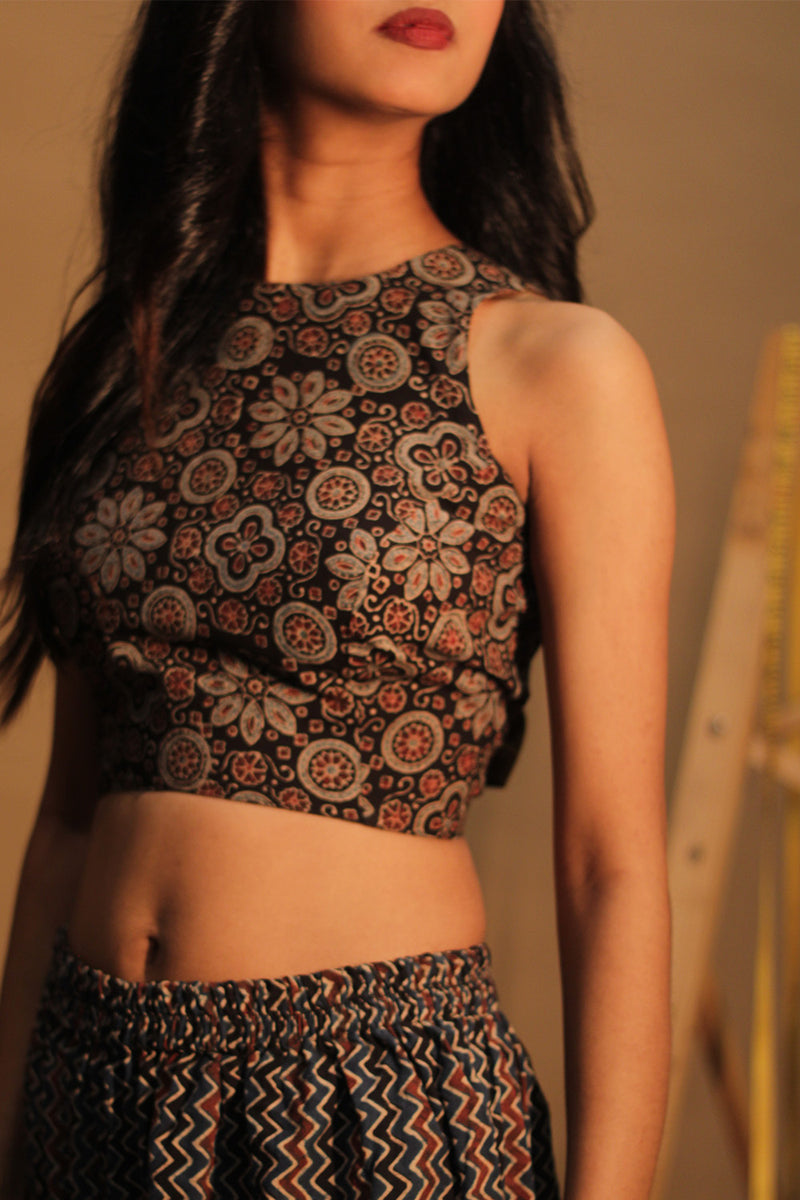 Mastaani | Reversible Blouse | Tan Brown with Noir Florals Ajrakh