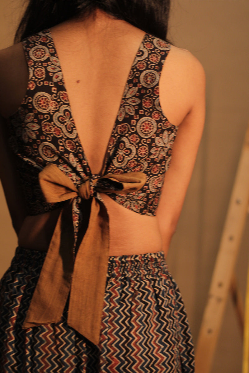 Mastaani | Reversible Blouse | Tan Brown with Noir Florals Ajrakh