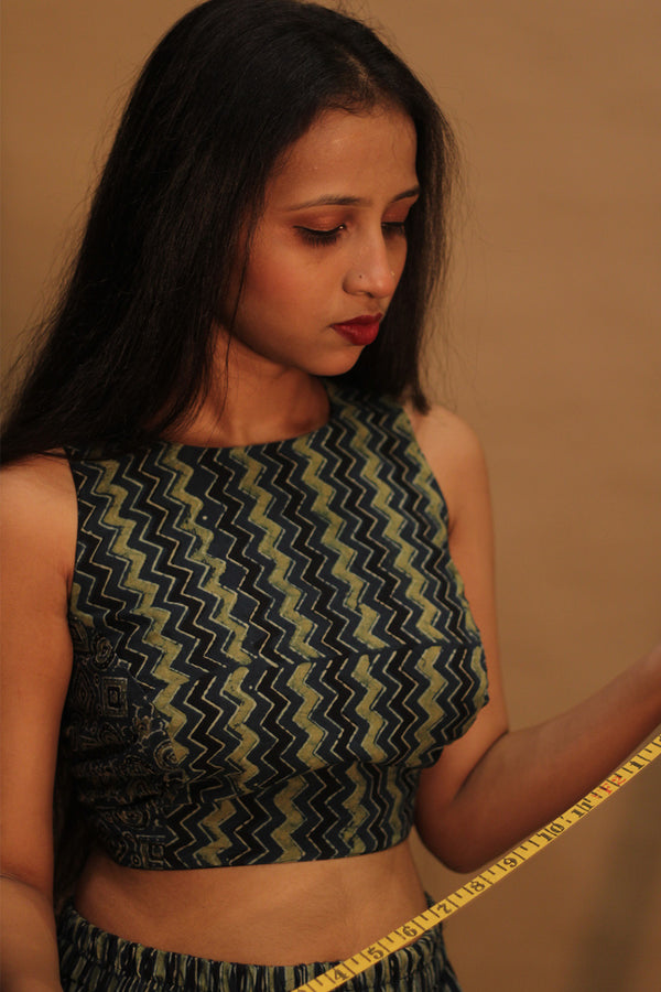 Mastaani |Reversible Blouse | Noir with Sea Green Chevron & Universe