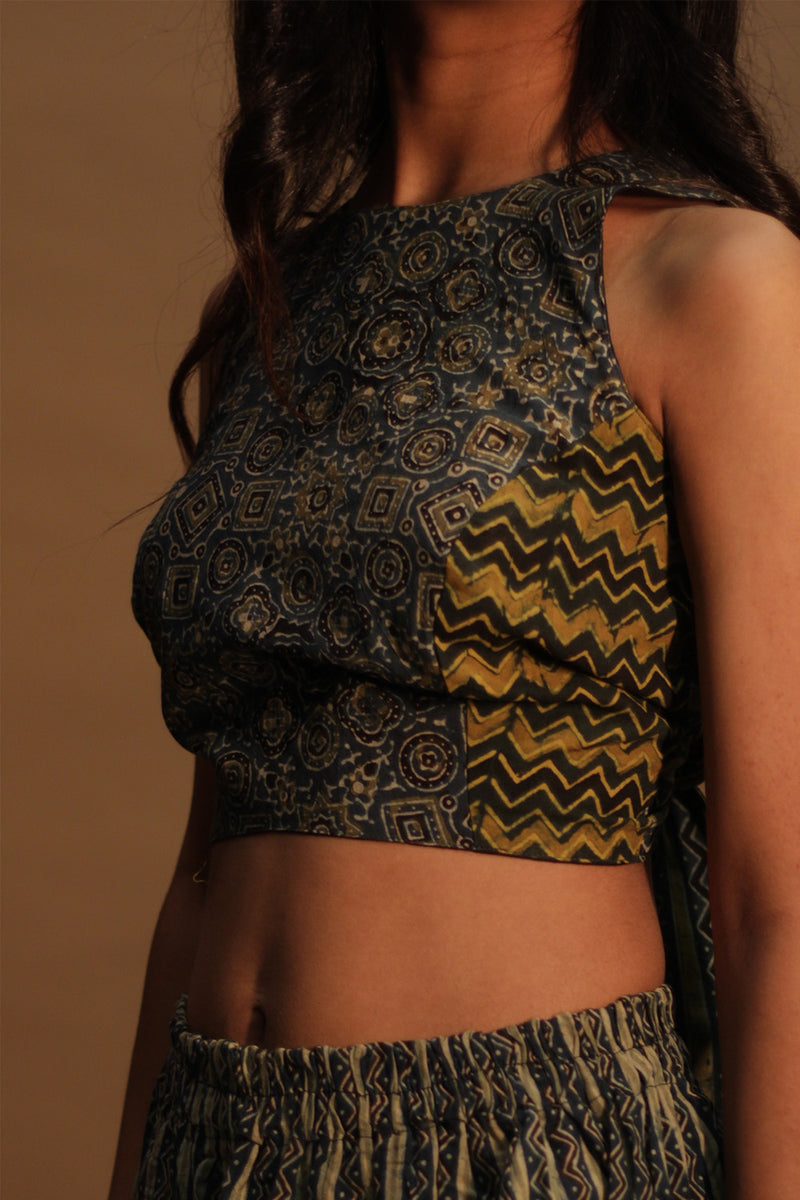 Mastaani | Reversible Blouse | Noir with Sea Green Universe & Chevron