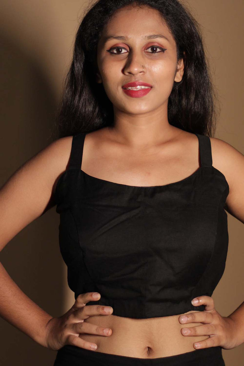 Moha | Backless Lace-Up Blouse | Noir Cotton