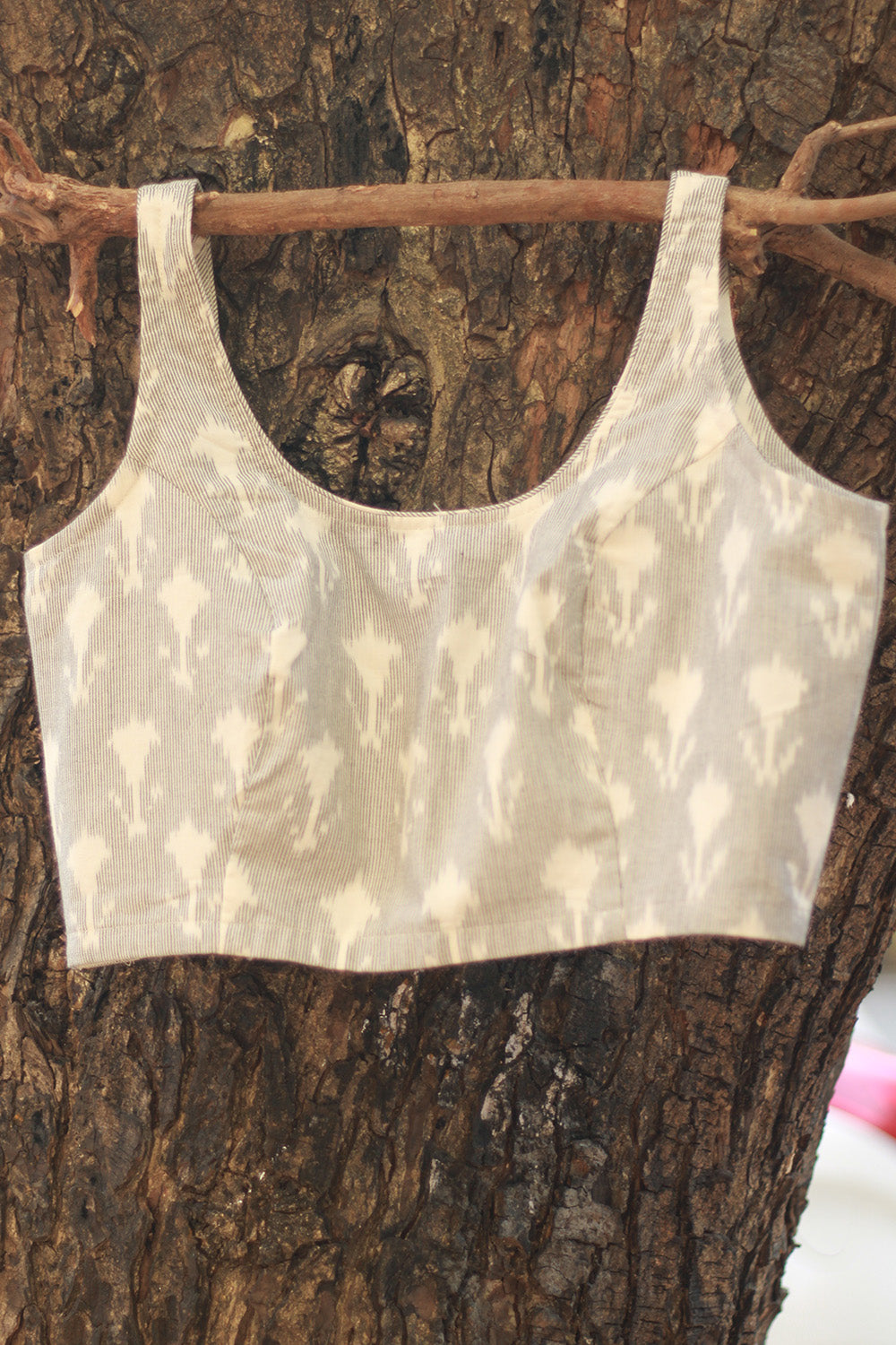 Sleeveless Blouse | Ikkat | Pearl Grey